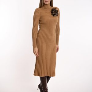 Rebrasta vunena midi haljina- bež